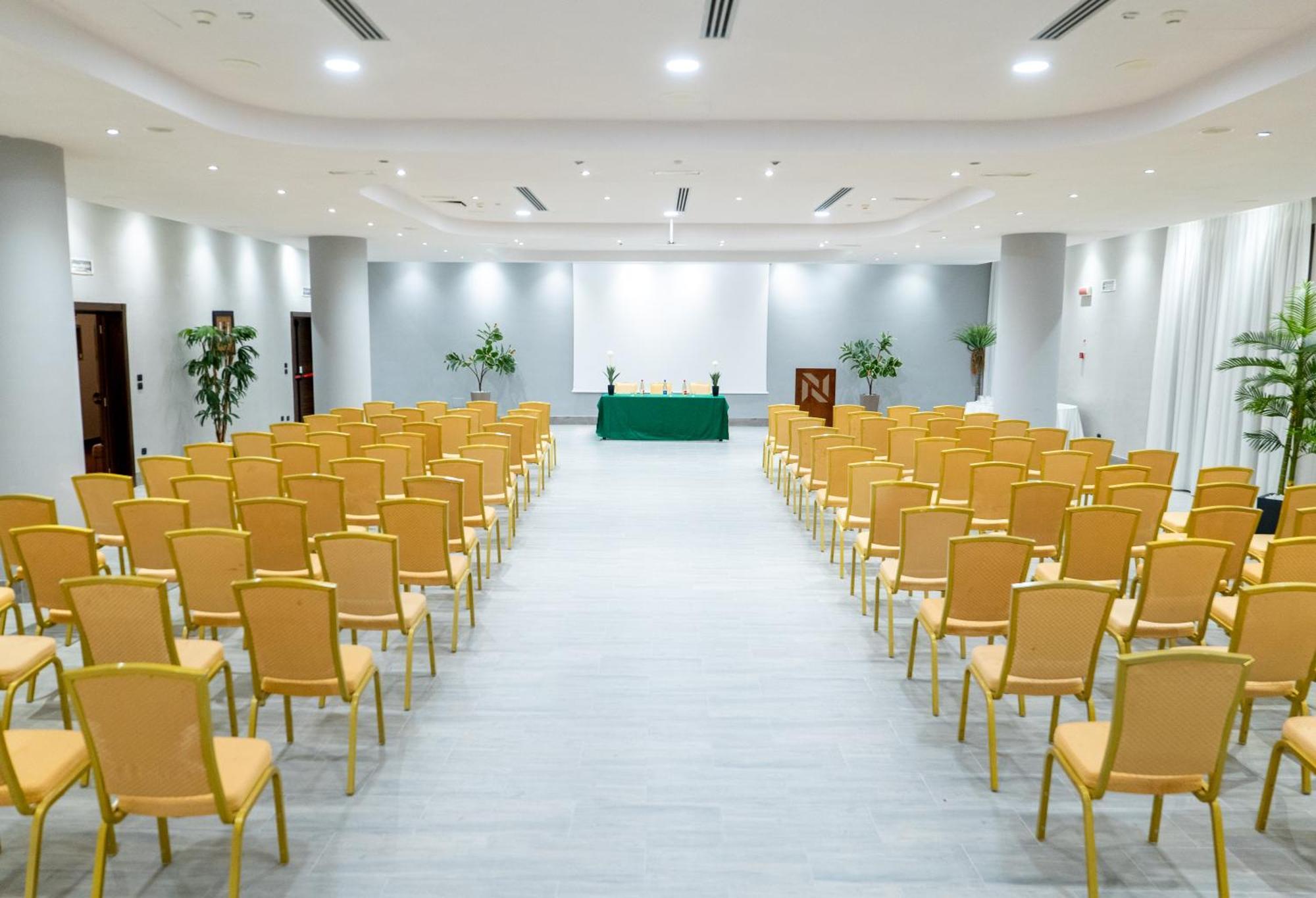 Nsm Palace Hotel Lucera Dış mekan fotoğraf